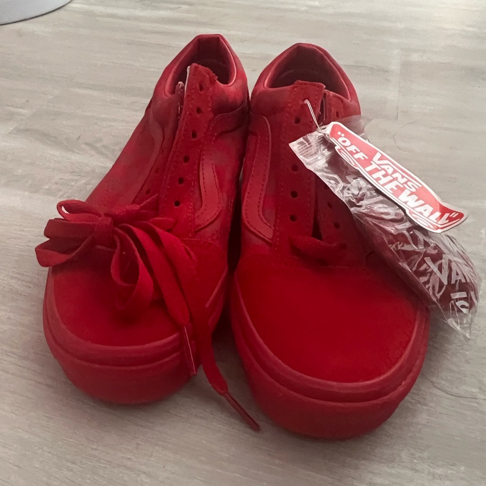 Vans - Picture 7 of 7